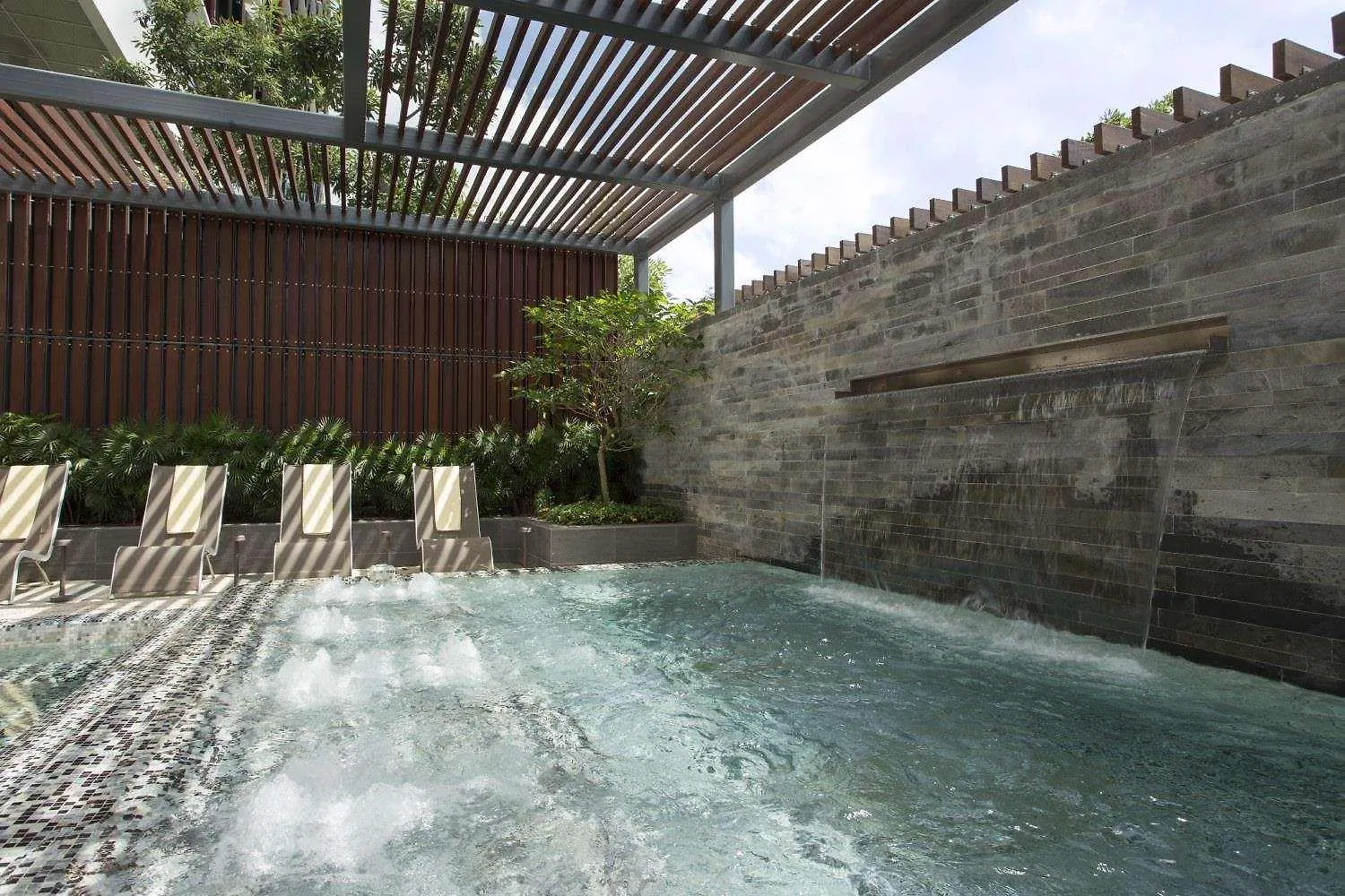 One Farrer Hotel Singapore 5*,